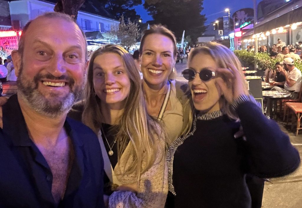 Nearly £36,000 raised for sisters Amber and Mia Veacock after they tragically lost both parents within weeks at their Exmouth, Devon family home.